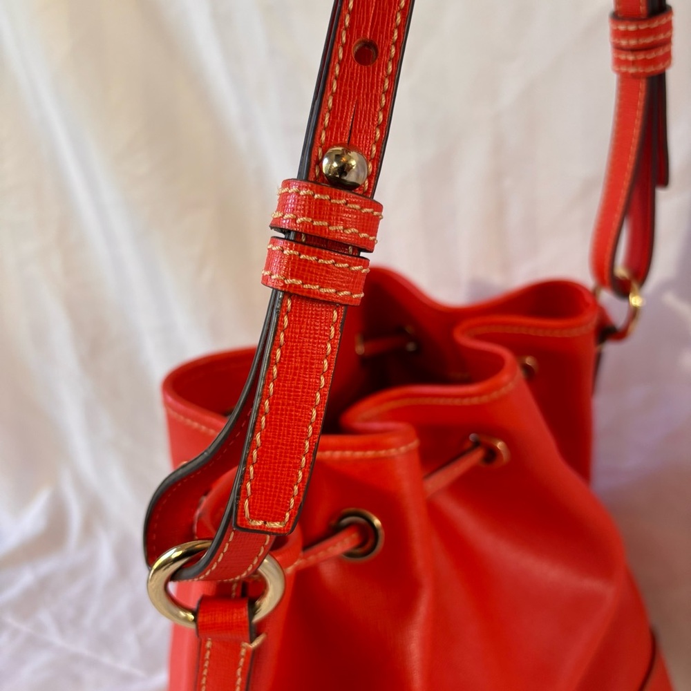 Dooney & Bourke Saffiano Kendall Crossbody Fall Tomato Bag Purse NEW - Picture 11 of 16